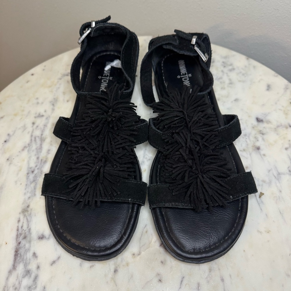 Minnetonka Sandals Size 8 black Suede
Buckle Closure shoes flats